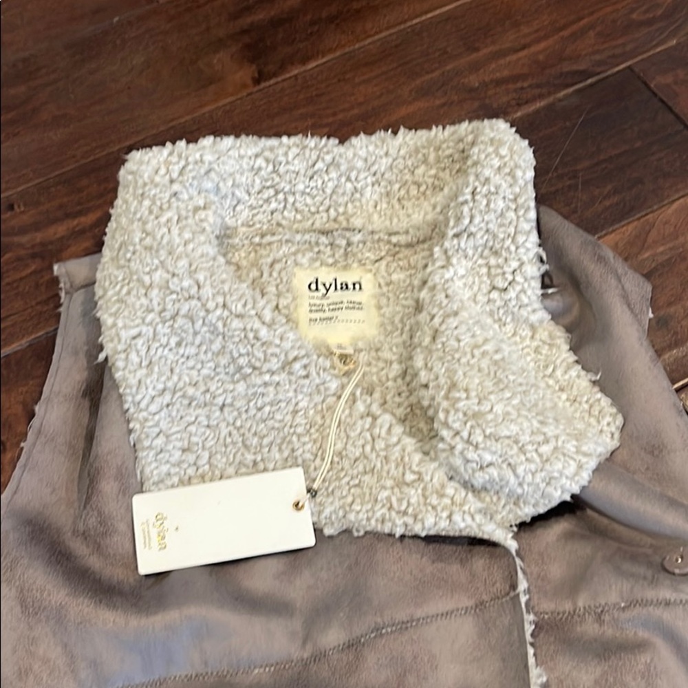 NWT Dylan faux suede sherpa vest grey medium
